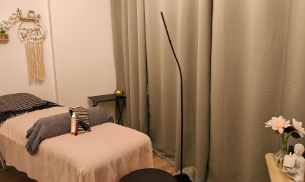 Caroline Robin - Massages - Soin Énergétique - Réflexologie - Magnétisme  : Massothérapeute à Marseille