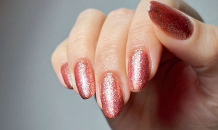 La magicienne des ongles : Manucure à Buellas