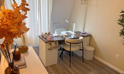 Pretty Little Nails : Manucure à Chelles