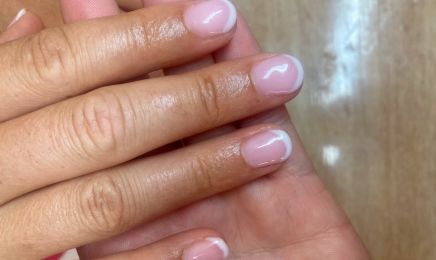Coline Nails : Coiffeur à Lorient