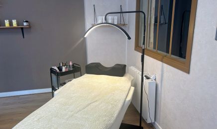 NACRA - Head Spa • Extensions de Cils  : Institut de beauté à Saint-Malo