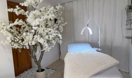 MALONE BEAUTY NAILS  : Manucure à Nîmes