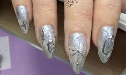Divine By Sabrina : Manucure à Awans