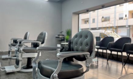 Golden Hair Tabosh: Barbershop in Fürth
