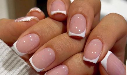 Mademoiselle Alexandra Beauty studio : Manucure à Pérols