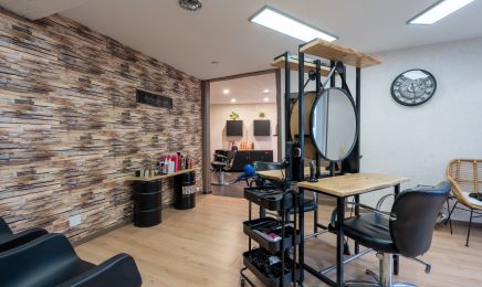 L'Atelier d'Alys : Coiffeur à Requeil