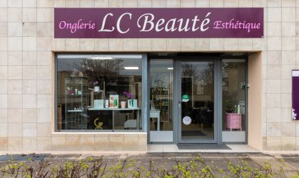 Cécile Esthetique  : Manucure à Saint-Apollinaire