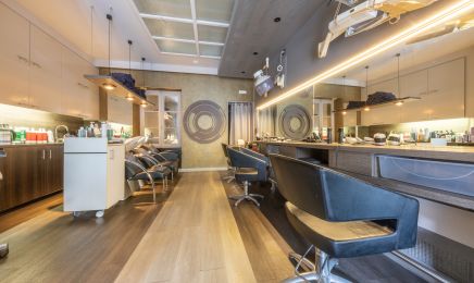 Création Center Color : Coiffeur à Vannes