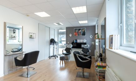 Hair Scult : Manucure à Plumaudan