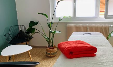 Détente Éclairée - Massages et soins bien-être : Institut de beauté à Dijon