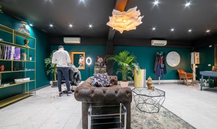 Chez Antoine Coiffeur - Barber  : Coiffeur à Tourrettes