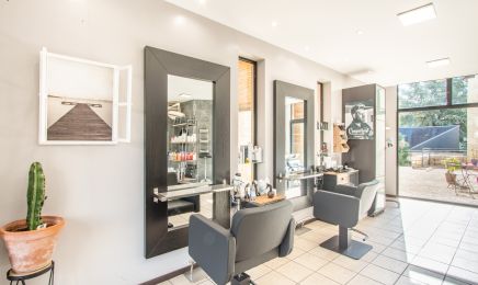 Le s : Coiffeur à Chinon