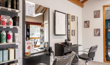  Art et Tifs : Coiffeur à Val-de-Virieu