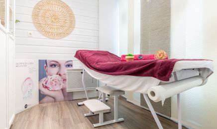 Coiffure et Institut Oxyde  : Manucure à Gouville sur Mer