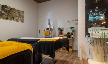 Delphine Esthetique : Manucure à Manosque
