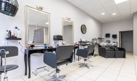 Laurence Coiffure  : Barbier à Sainte-Terre