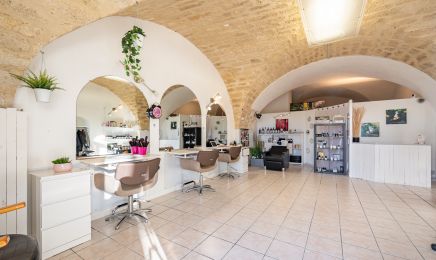 Emy Coup’ et Coiff’ : Coiffeur à Montbazin