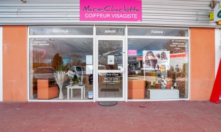Marie Charlotte Coiffure Visagiste : Coiffeur à Limoges