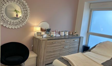 L’ATELIER BEAUTÉ : Manucure à Bourg-Argental