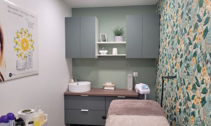 Polita  : Coiffeur à Saint-Pierre-d'Irube