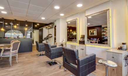 Acto coiffure : Manucure à Pau