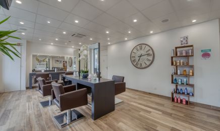 Mimoza Preci : Coiffeur à Écouen