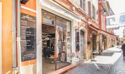 XARA Coiffure  : Coiffeur à Sanary-sur-Mer