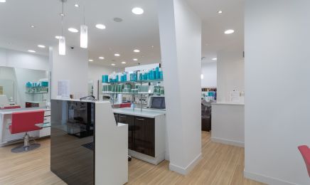 Camille Albane - Levallois-Perret : Coiffeur à Levallois-Perret