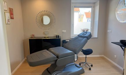 Beauty Studio - Hair • Face • Nails : Kosmetikstudio in Augsburg