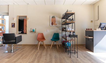 Chloé b : Coiffeur à Le Haillan