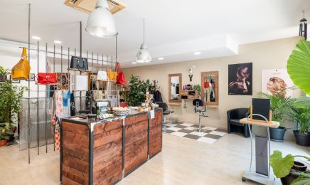 En Visage  et moi : Barbier à Aniane
