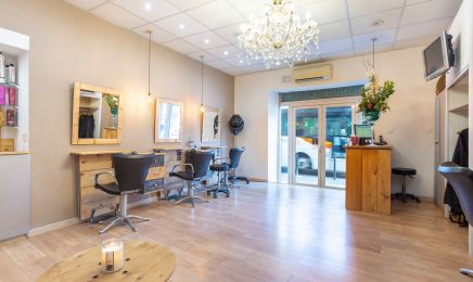 MUST Coiffure : Coiffeur à Aix-en-Provence