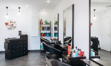L’Hair des Temps : Coiffeur à Saint-Julien-de-Civry