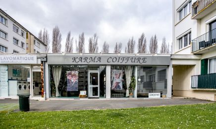 Karma Coiffure : Manucure à Caen