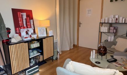 Concept Unique : Institut de beauté à Angres