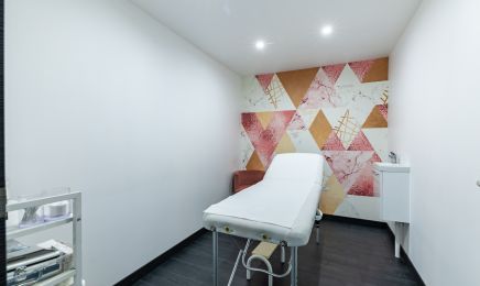 Belle Ô Naturel : Coiffeur à Falaise