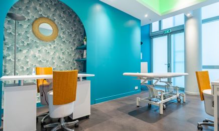 Playtime Beauté : Manucure à Courbevoie