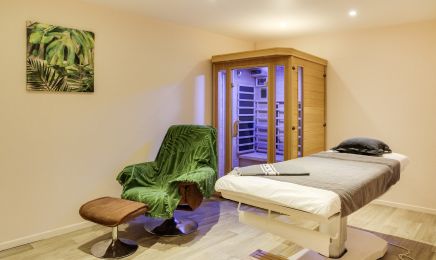 Aroma Bien être  : Manucure à Avignon