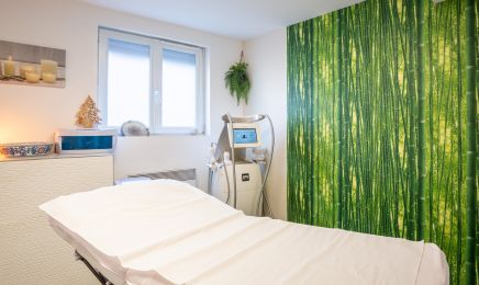 Cabinet Natureva : Manucure à Brumath