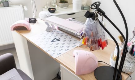 Bella Daniella Esthétique  : Manucure à Le Grès