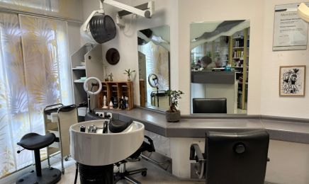 R.R. Coiffeur: Barbershop in Stuttgart