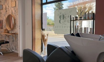 Salon brunette : Manucure à Le Fleix