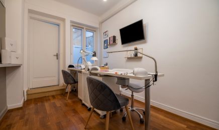  Julie Studio Beauté : Manucure à Thionville