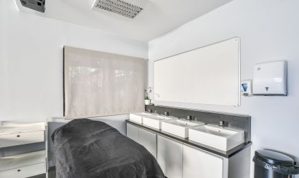 École Terrade - Esthétique - Toulouse Saint-Agne : Manucure à Toulouse
