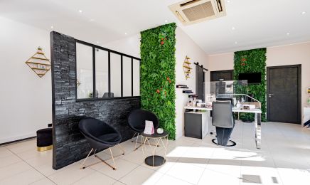 Au Comptoir de l'Ongle : Institut de beauté à Antibes