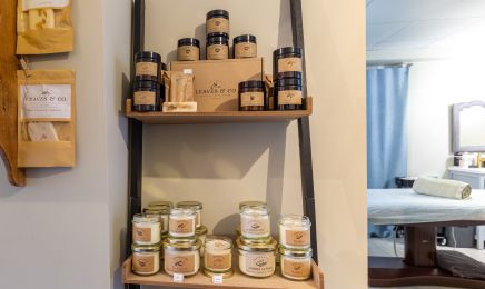 Beauté Nomade : Manucure à Noyers-Saint-Martin