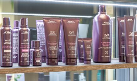 Les Coiffeurs flaneries  : Manucure à La Roche-sur-Yon