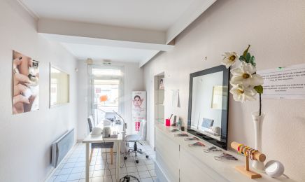 Institut Corail : Manucure à Loyettes