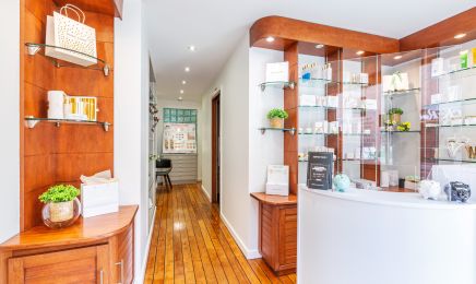 A Fleur de Peau : Manucure à Roquebrune-sur-Argens