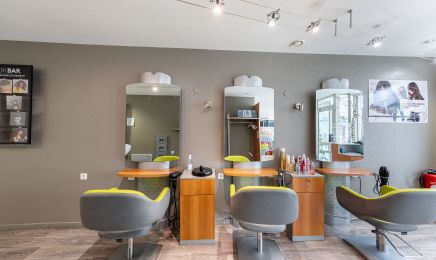32 le salon Paray-le-Monial : Coiffeur à Paray-le-Monial